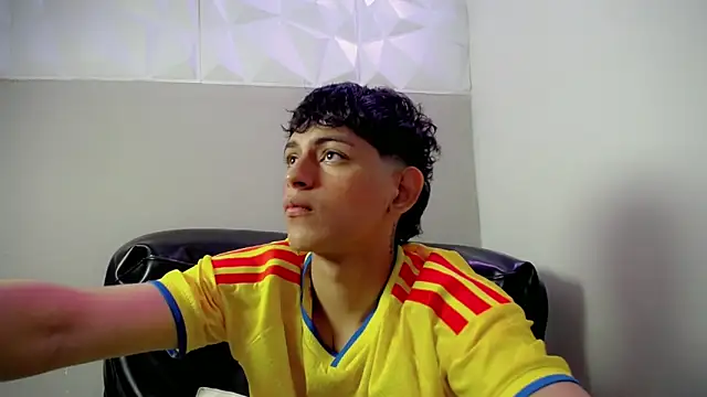 Snapshot of Yosepp_cum chatting on 23, 4, 2026 Yosepp cum online show from 23, 4, 2026
