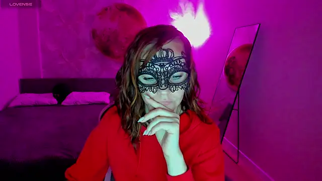 Snapshot of Margo_Kelly chatting on 17, 7, 2026 Margo Kelly online show from 17, 7, 2026