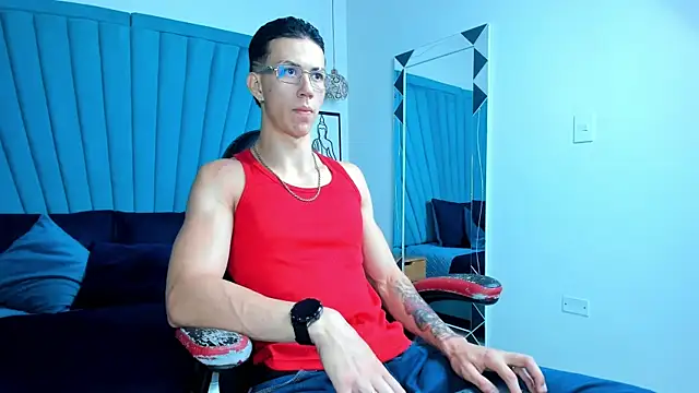 Snapshot of OliverThompsonJS chatting on 16, 6, 2026 OliverThompsonJS online show from 16, 6, 2026