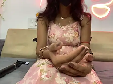 Snapshot of miss__sonam chatting on 2, 6, 2026 miss sonam online show from 2, 6, 2026