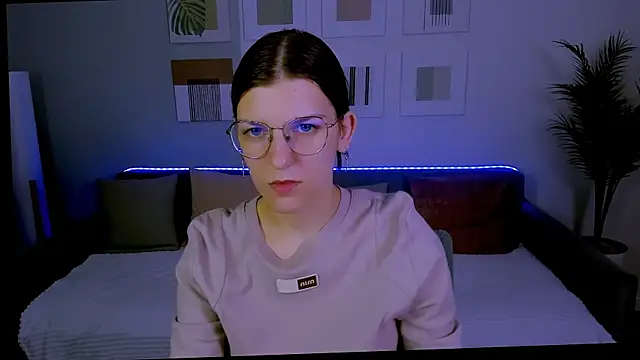 Snapshot of AnnaThorne chatting on 1, 5, 2026 AnnaThorne online show from 1, 5, 2026