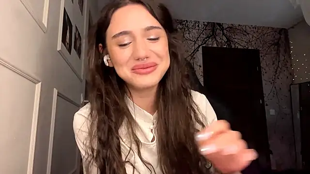 PamelaFougere online show from 20, 4, 2026