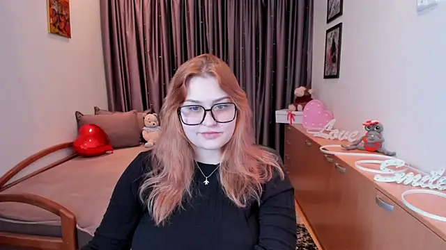 Snapshot of NoraLiin chatting on 30, 5, 2026 NoraLiin online show from 30, 5, 2026