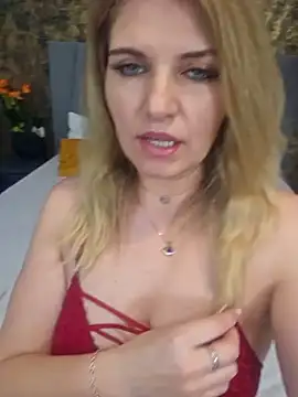 Snapshot of I_amBianca chatting on 9, 5, 2026 I amBianca online show from 9, 5, 2026