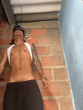 JuanLpLp online show from 17, 4, 2026