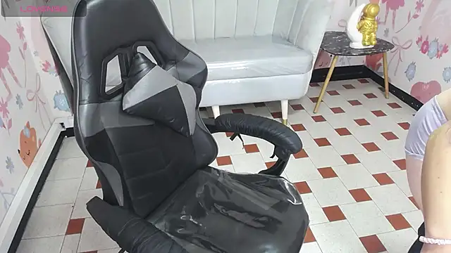 Luxury 11v online show from 27, 4, 2026