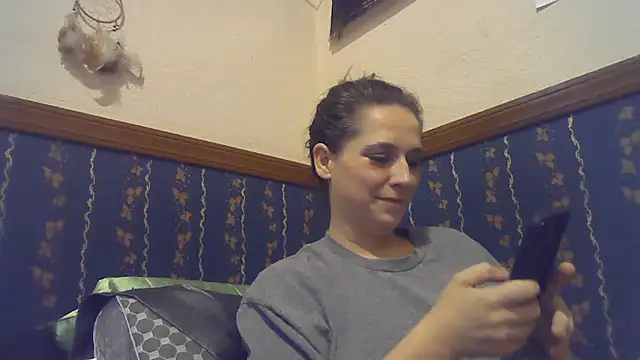 yourfavgirlduh online show from 27, 6, 2026