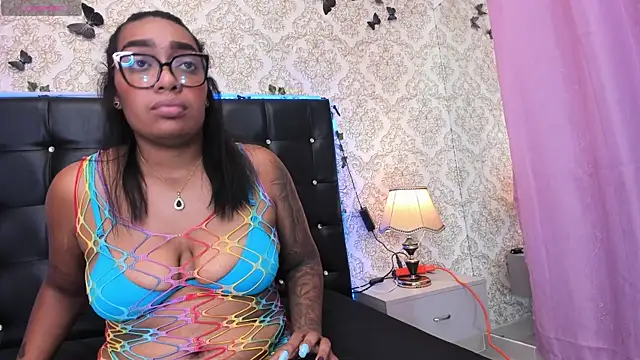  Piel Canela online show from 20, 4, 2026