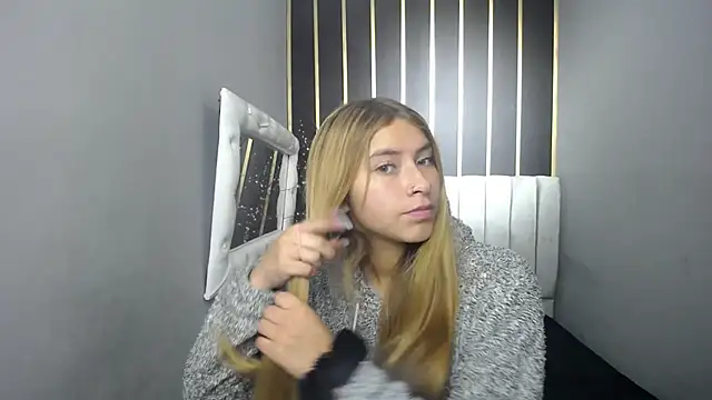 nancy blonde online show from 20, 5, 2026