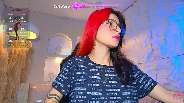 Snapshot of Moon_Red_r chatting on 5, 5, 2026 Moon Red r online show from 5, 5, 2026