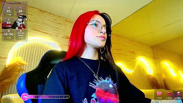 Snapshot of Moon_Red_r chatting on 25, 5, 2026 Moon Red r online show from 25, 5, 2026