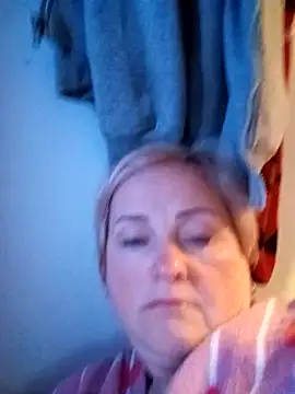 Snapshot of Svetlysvet chatting on 24, 4, 2026 Svetlysvet online show from 24, 4, 2026