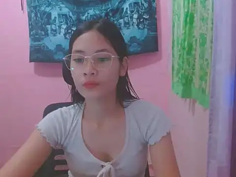 Snapshot of Sweetsexylady19 chatting on 26, 6, 2026 Sweetsexylady19 online show from 26, 6, 2026
