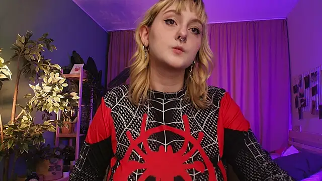 Snapshot of Emma_Thomps chatting on 15, 5, 2026 Emma Thomps online show from 15, 5, 2026