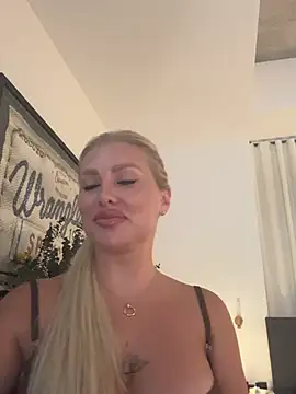 Karen Luxe online show from 28, 4, 2026