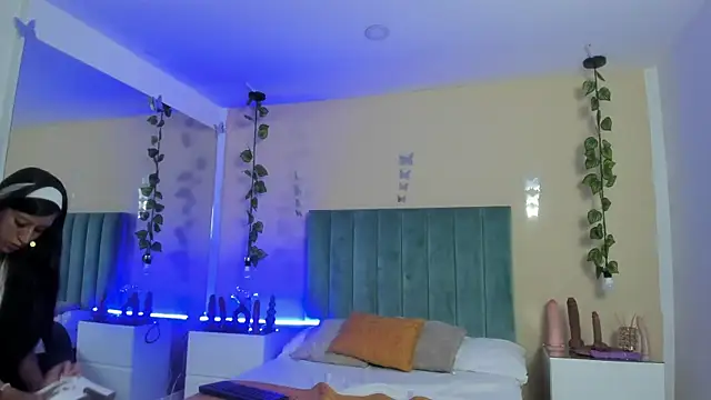 ARIANA CRI-X online show from 20, 4, 2026