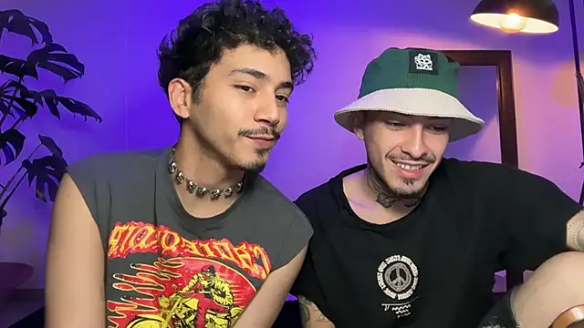 Snapshot of Noah_and_Steven chatting on 21, 6, 2026 Noah and Steven online show from 21, 6, 2026