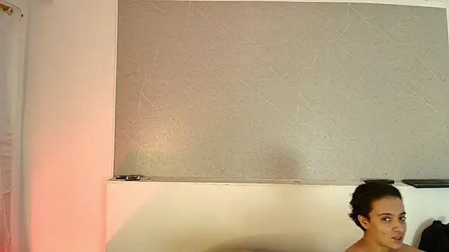 Snapshot of Jhon_and_Karol chatting on 9, 7, 2026 Jhon and Karol online show from 9, 7, 2026
