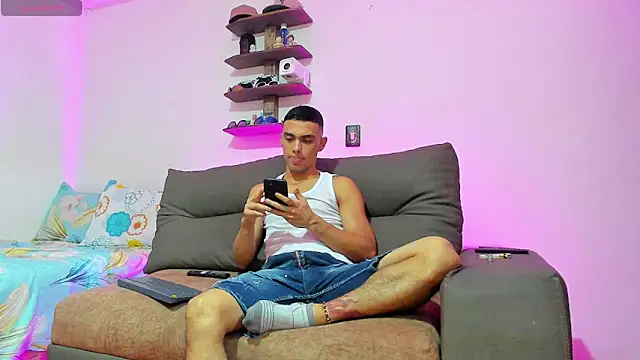 Teo Rave online show from 29, 5, 2026