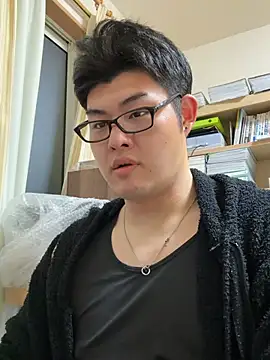 Snapshot of shun_201 chatting on 24, 4, 2026 shun 201 online show from 24, 4, 2026