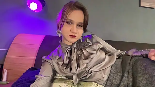 polly-heartbreaker online show from 20, 4, 2026