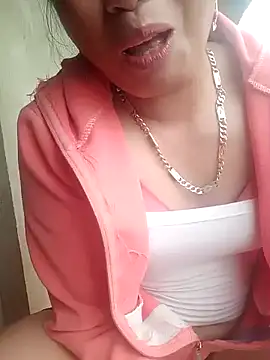 Snapshot of phuongtrinh1 chatting on 12, 5, 2026 phuongtrinh1 online show from 12, 5, 2026