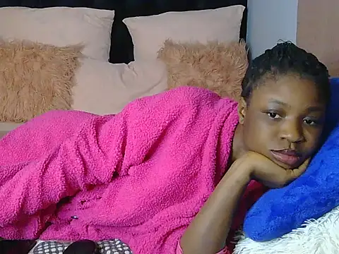 Snapshot of julianaa19 chatting on 28, 4, 2026 julianaa19 online show from 28, 4, 2026