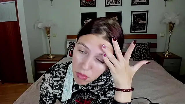 Snapshot of MaryRapunzel chatting on 8, 7, 2026 MaryRapunzel online show from 8, 7, 2026