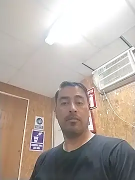 MaximilianoX2020 online show from 18, 5, 2026