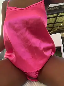 CocoaLuxeXXX online show from 14, 7, 2026