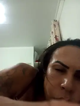 bonequinhalu online show from 21, 4, 2026