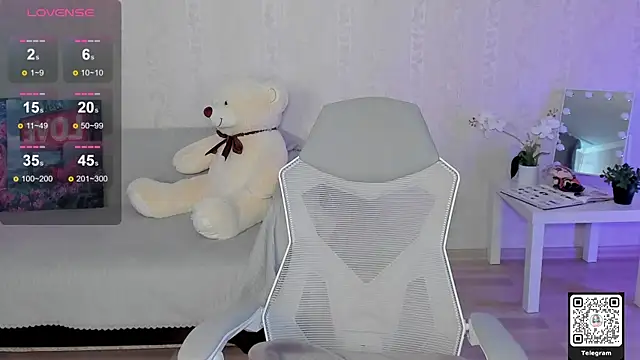 LinnLove online show from 6, 5, 2026