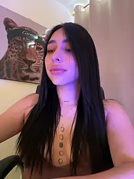 Snapshot of IsabellaNoir_ chatting on 15, 7, 2026 IsabellaNoir online show from 15, 7, 2026