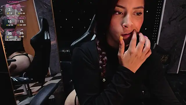 laurab91 online show from 20, 5, 2026