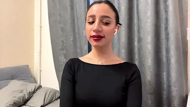 Snapshot of AngellaBarbini chatting on 10, 7, 2026 AngellaBarbini online show from 10, 7, 2026