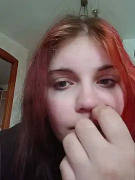 Snapshot of LoisFox chatting on 25, 4, 2026 LoisFox online show from 25, 4, 2026