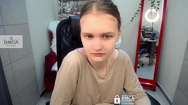 Snapshot of _donnaSia_ chatting on 19, 6, 2026 donnaSia online show from 19, 6, 2026