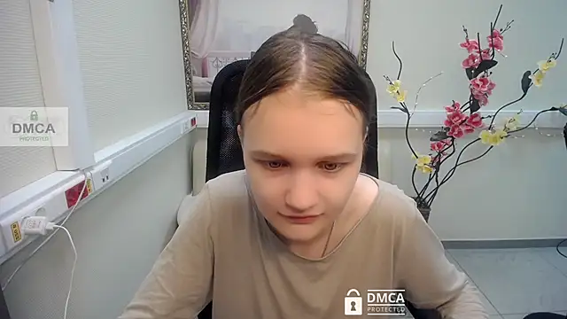 Snapshot of _donnaSia_ chatting on 12, 7, 2026 donnaSia online show from 12, 7, 2026