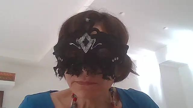 Snapshot of HelenTiAscolta chatting on 10, 6, 2026 HelenTiAscolta online show from 10, 6, 2026