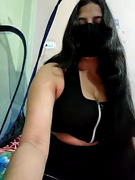 Snapshot of Priya_9945 chatting on 2, 5, 2026 Priya 9945 online show from 2, 5, 2026