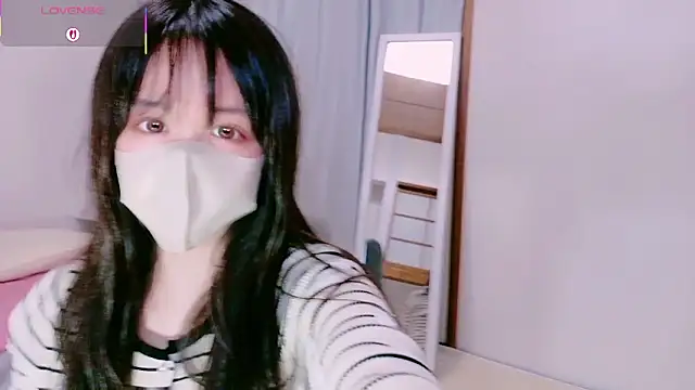 mayu chan  online show from 1, 5, 2026