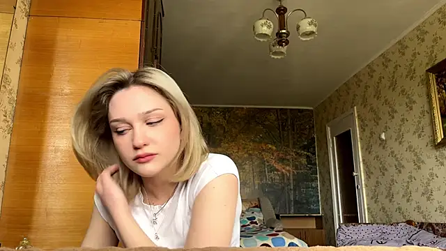 Snapshot of AlisiaStreitmatter chatting on 29, 4, 2026 AlisiaStreitmatter online show from 29, 4, 2026