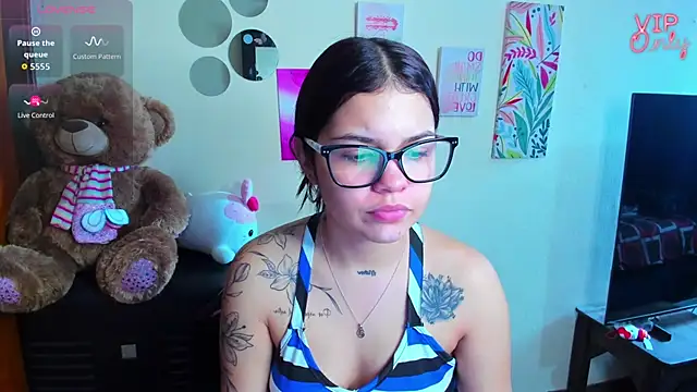 Snapshot of angelina_77 chatting on 23, 5, 2026 angelina 77 online show from 23, 5, 2026