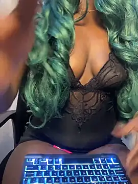 Snapshot of Leylabelle26 chatting on 6, 6, 2026 Leylabelle26 online show from 6, 6, 2026