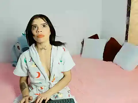 Sofi Moon1 online show from 23, 4, 2026