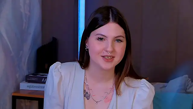 IvySimmons online show from 22, 4, 2026