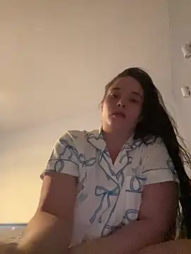 Poppylooloo online show from 26, 5, 2026