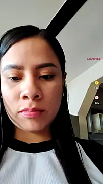 Snapshot of Nicol_Alvarez1 chatting on 6, 7, 2026 Nicol Alvarez1 online show from 6, 7, 2026