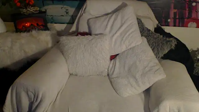 Divineblond online show from 11, 3, 2025