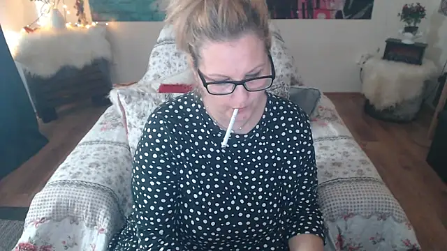 Divineblond online show from 21, 3, 2025